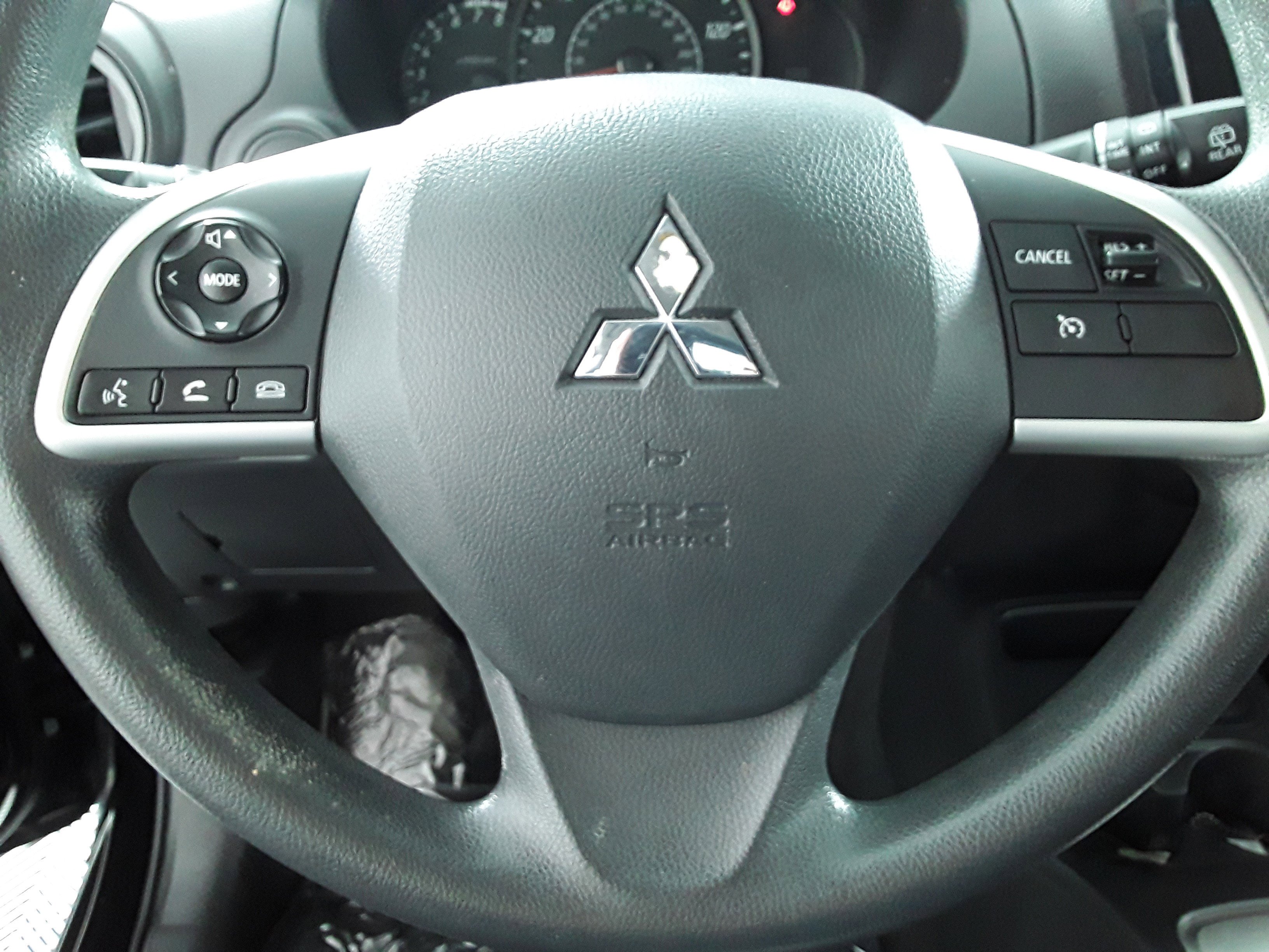 Vehicle image 13 of 24