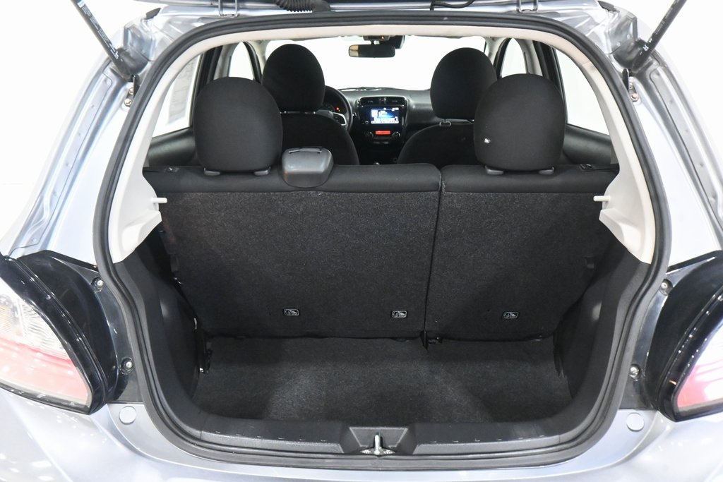 Vehicle image 21 of 22