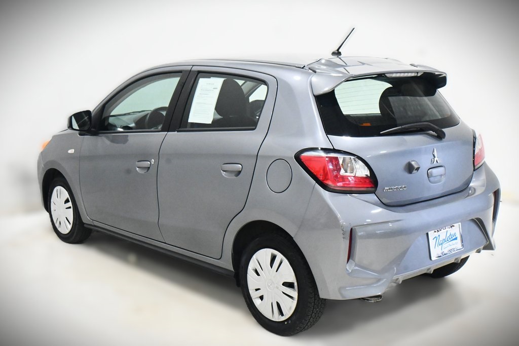 Vehicle image 4 of 22