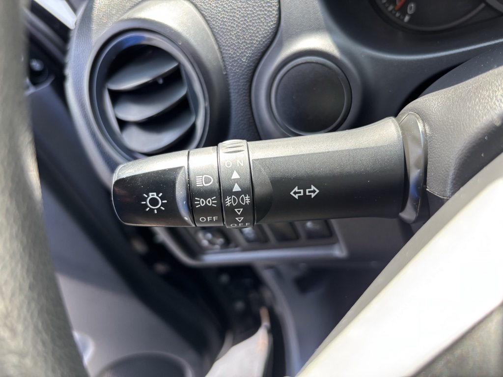 Vehicle image 19 of 36