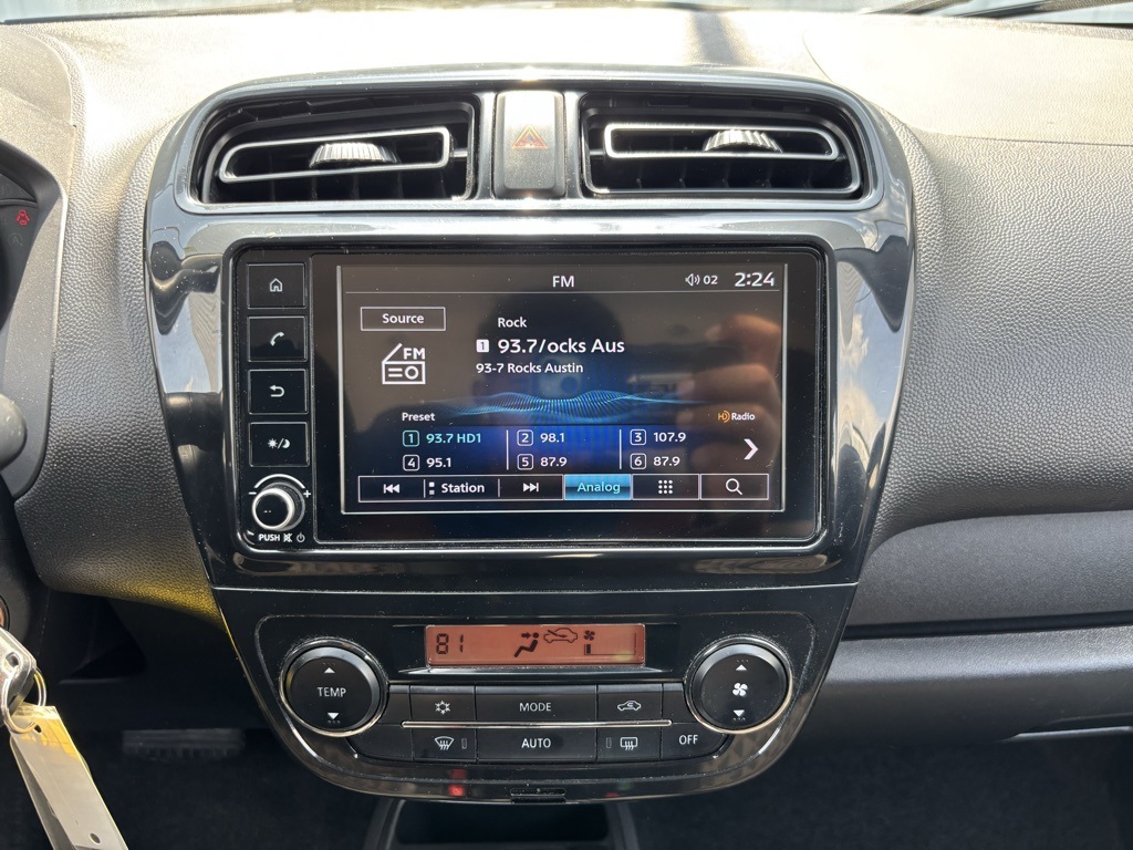 Vehicle image 23 of 36