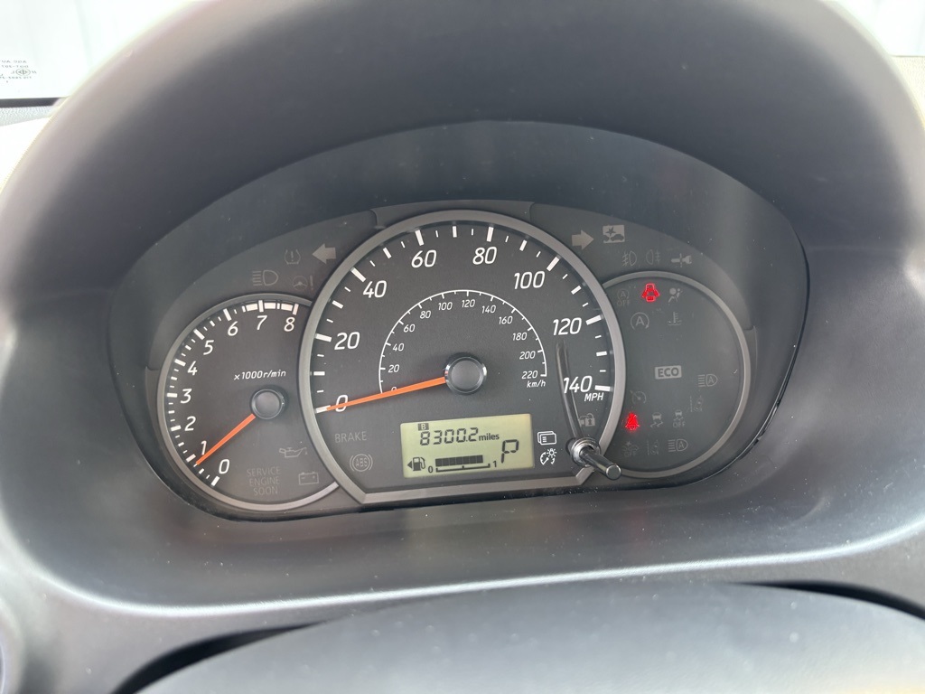 Vehicle image 21 of 36