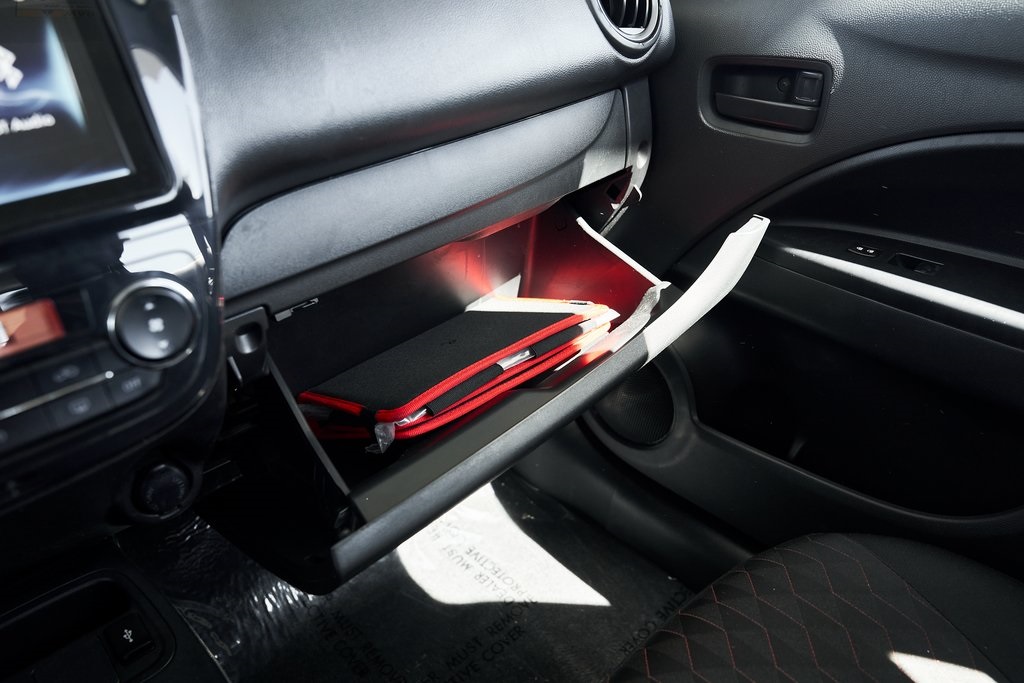 Vehicle image 47 of 48