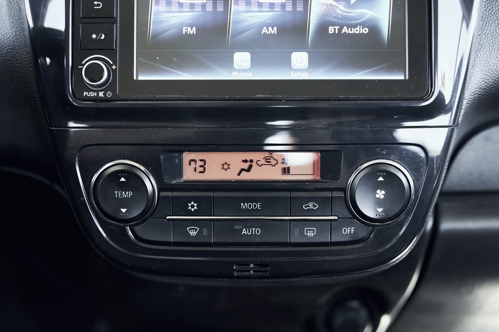 Vehicle image 43 of 48