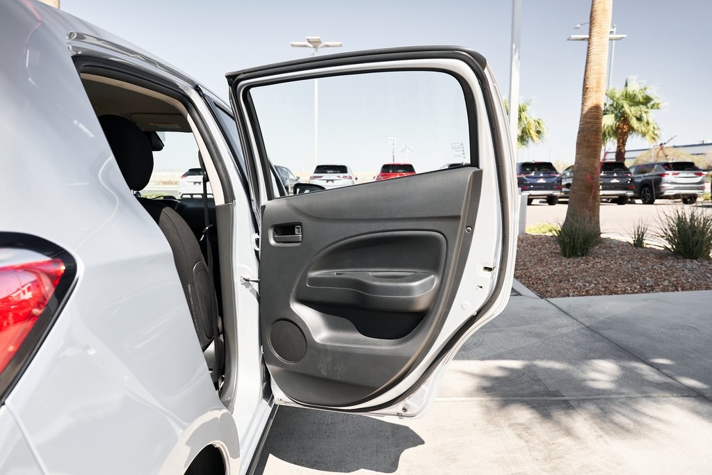 Vehicle image 14 of 48