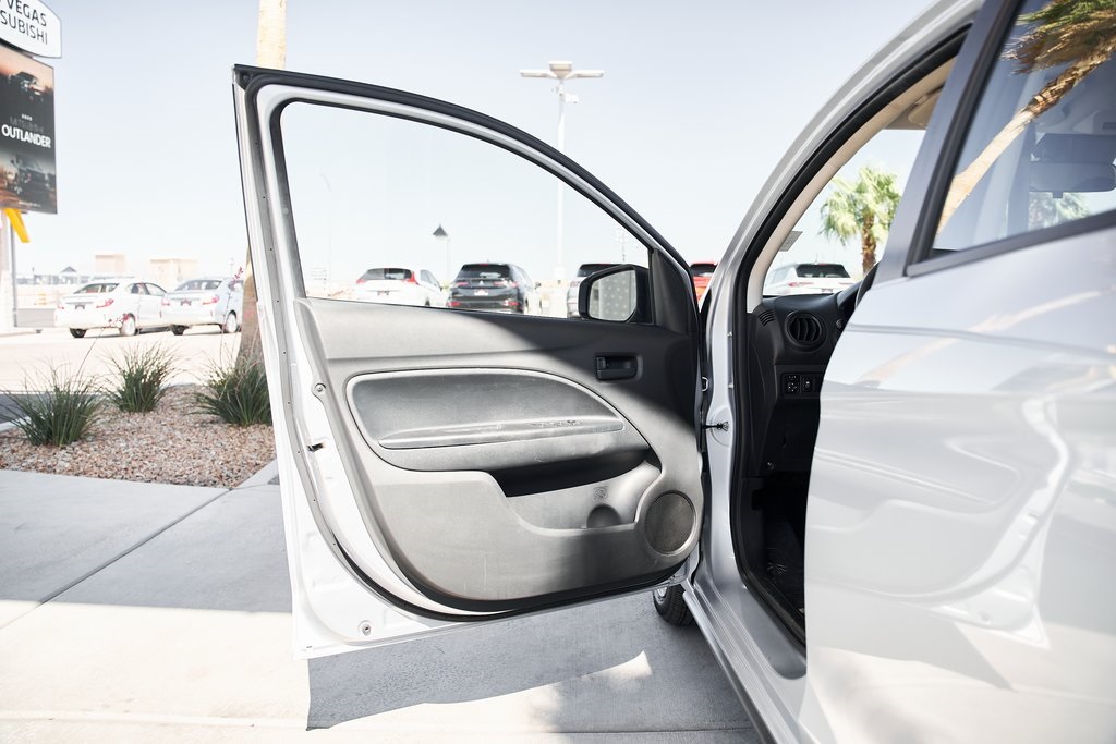 Vehicle image 18 of 48