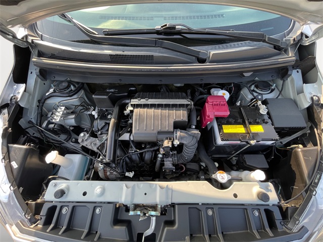 Vehicle image 9 of 34