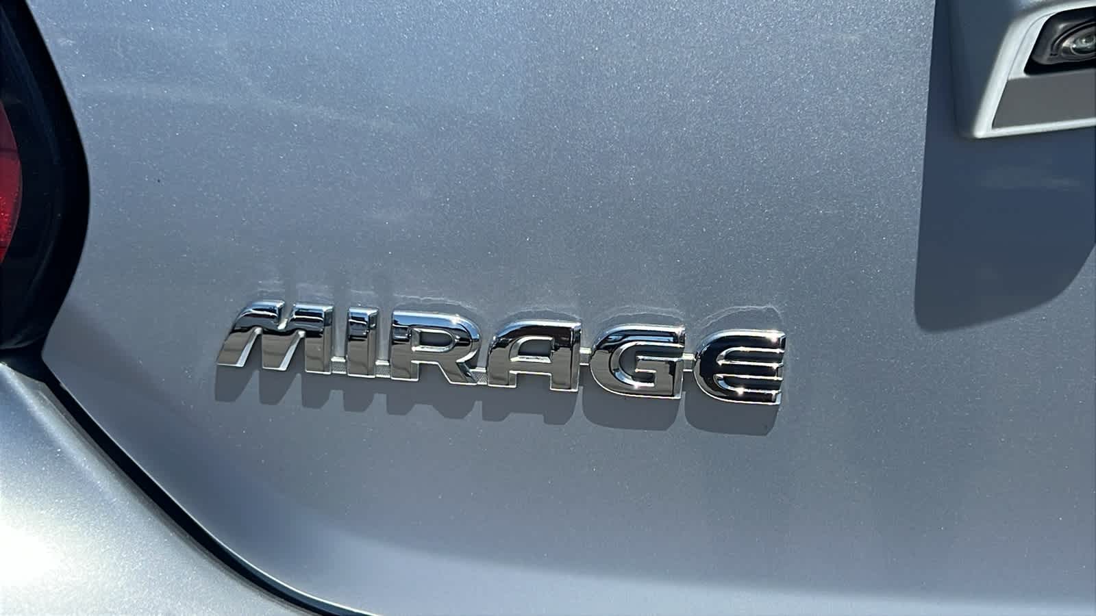 Vehicle image 28 of 30