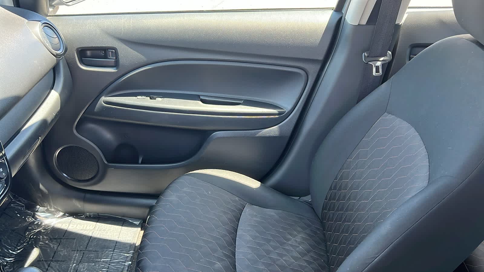 Vehicle image 12 of 30