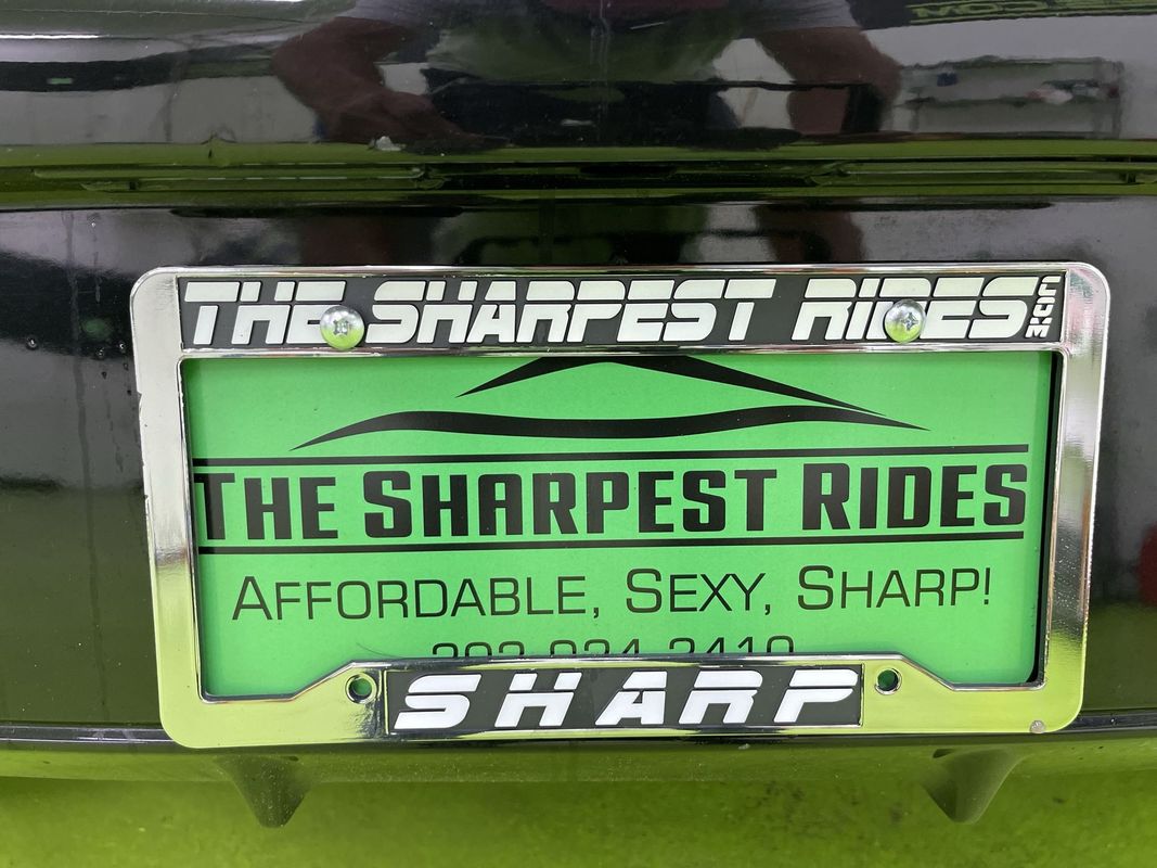 Vehicle image 24 of 27