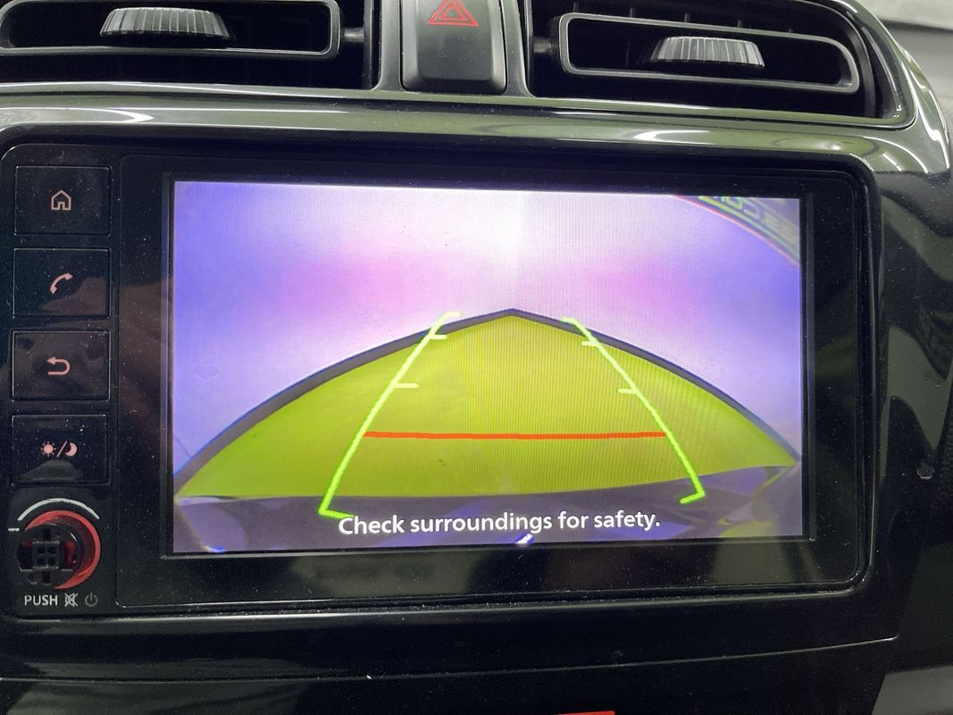 Vehicle image 20 of 27
