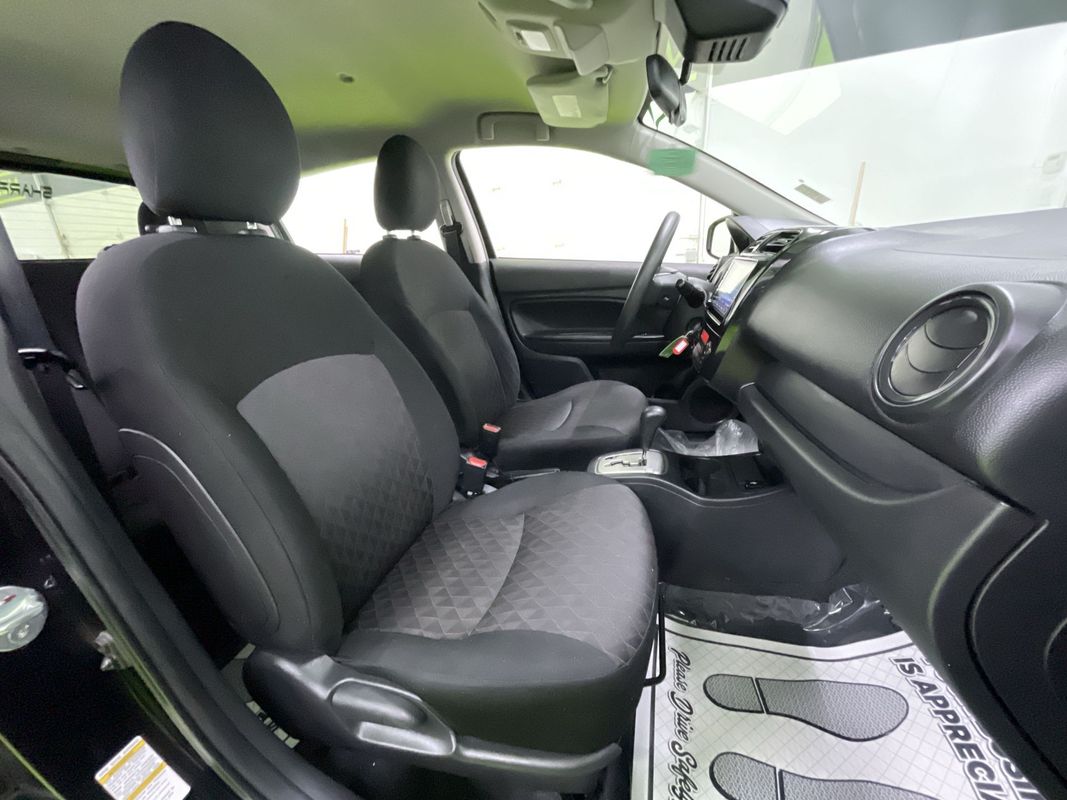 Vehicle image 16 of 27