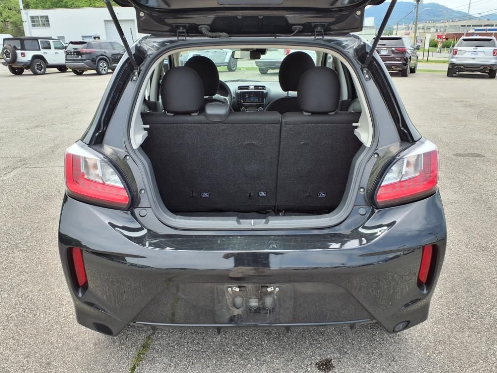 Vehicle image 13 of 35