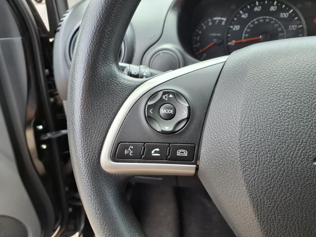 Vehicle image 20 of 35