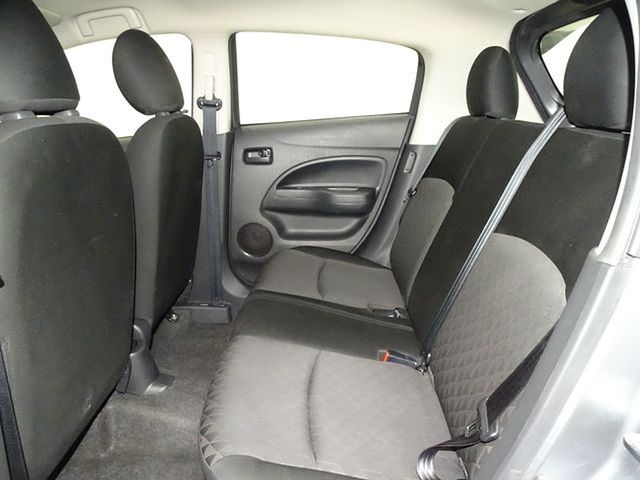 Vehicle image 10 of 33