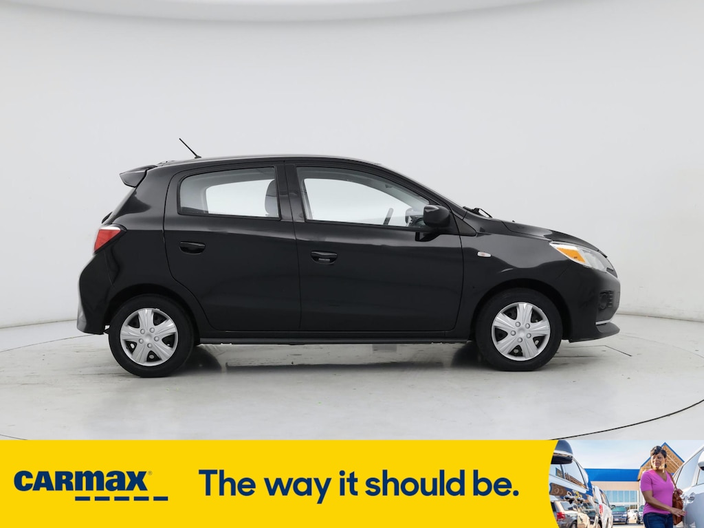 Vehicle image 4 of 28