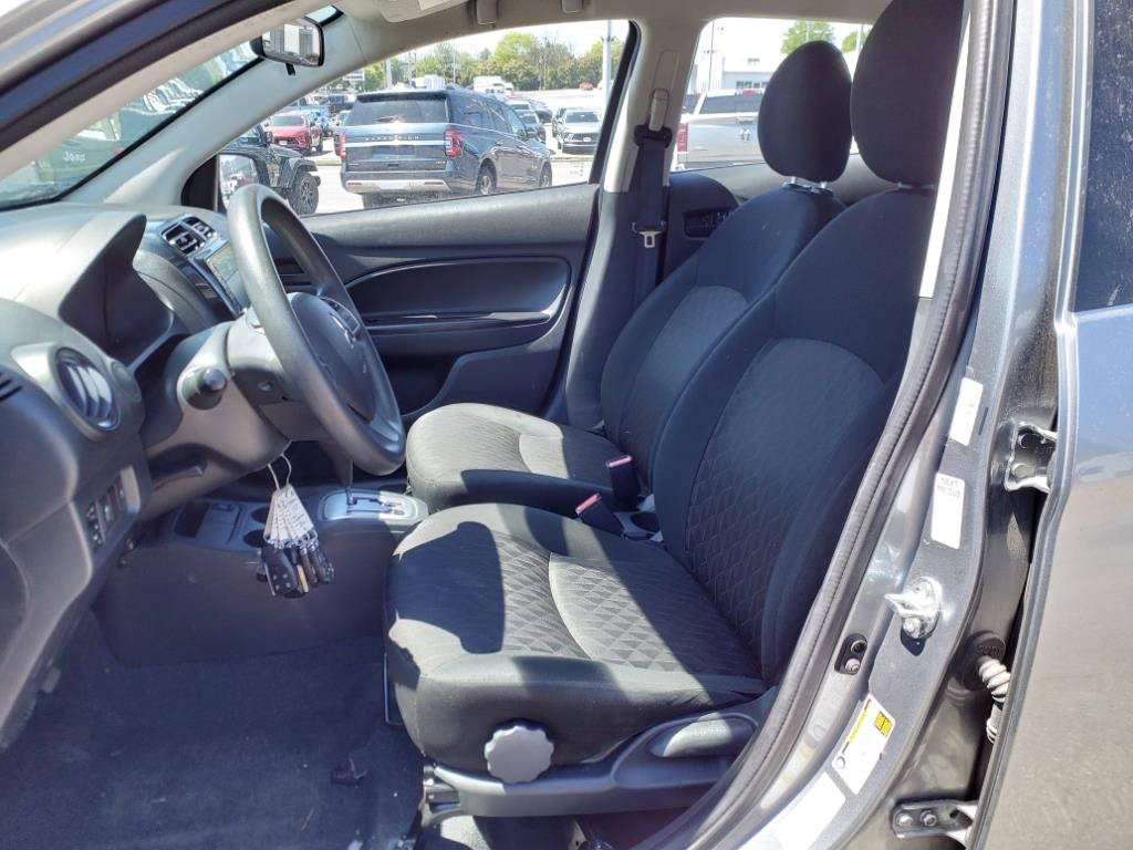Vehicle image 11 of 35