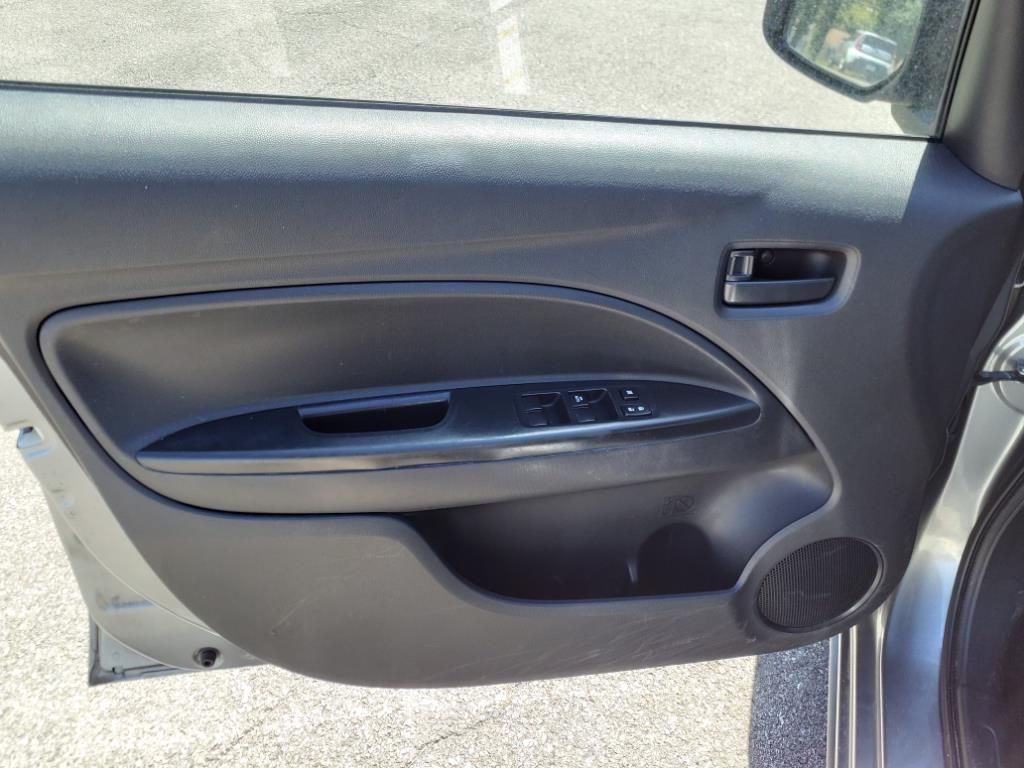 Vehicle image 15 of 35
