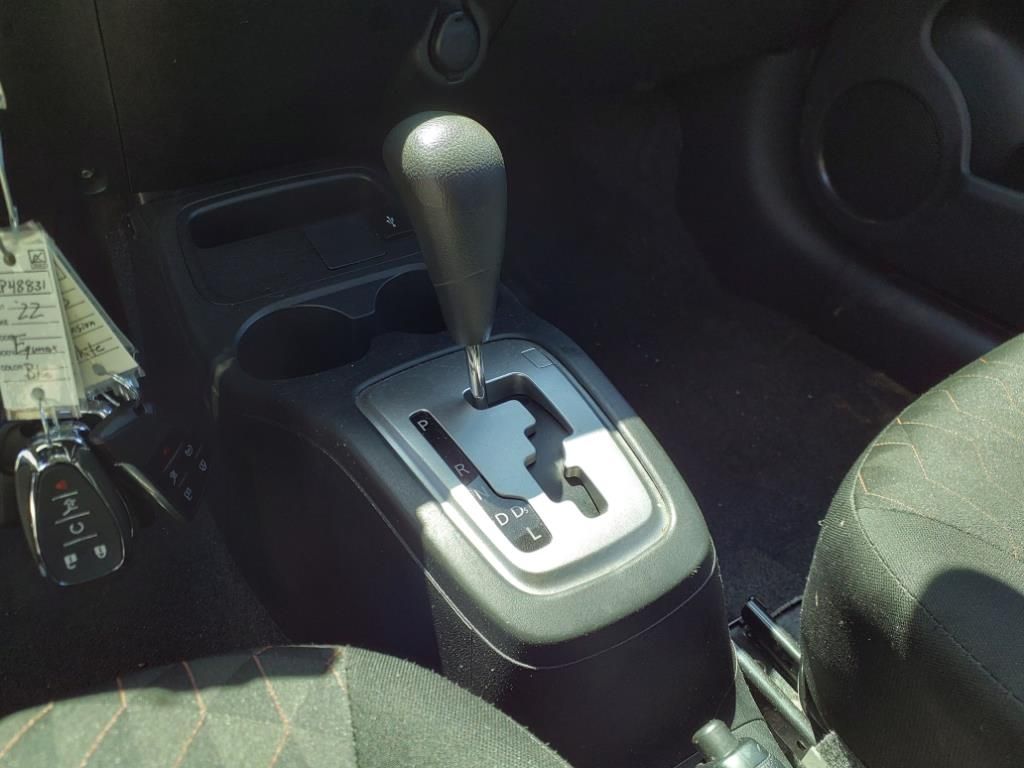 Vehicle image 26 of 35