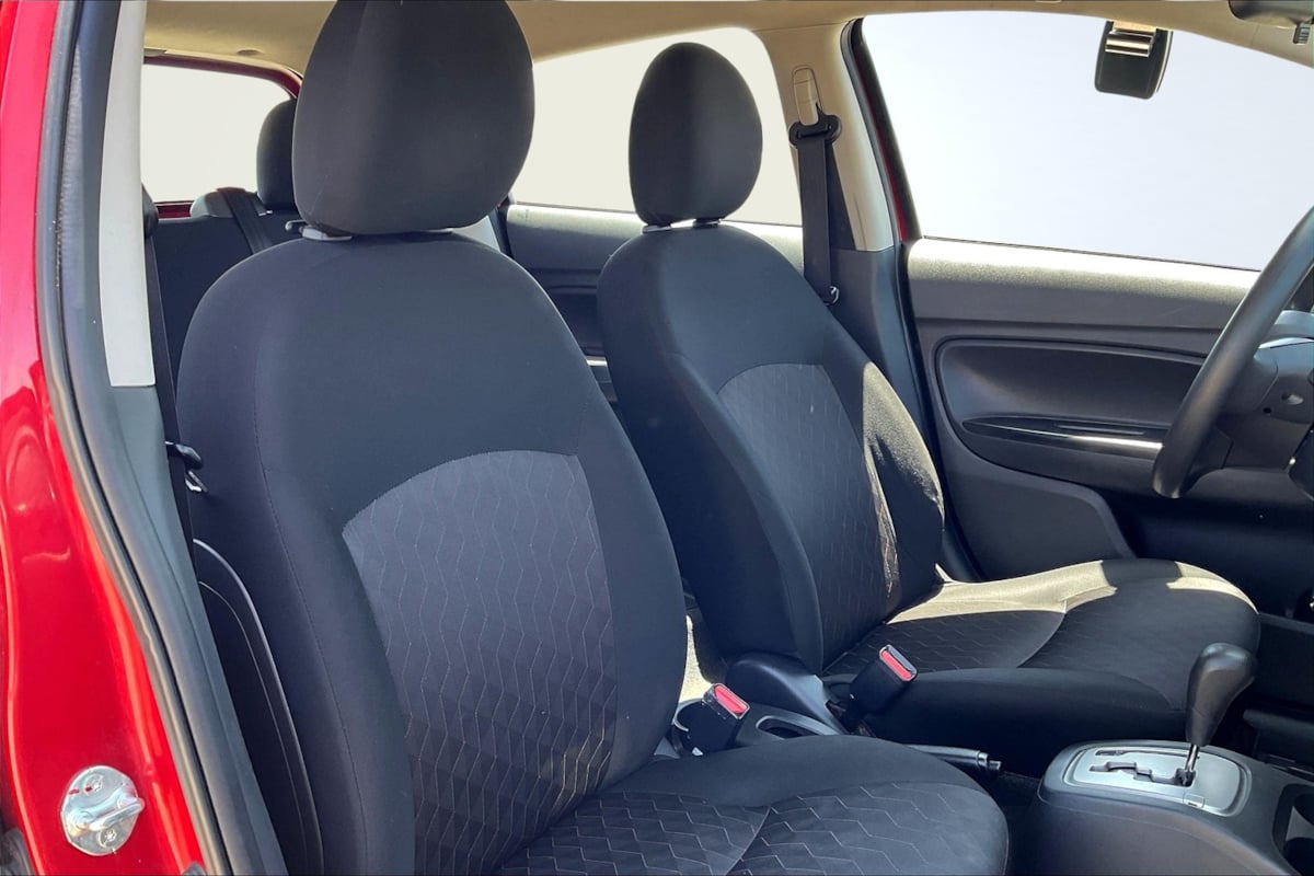 Vehicle image 11 of 34