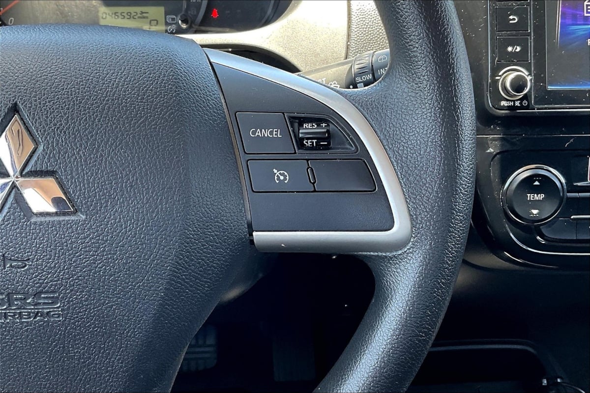 Vehicle image 20 of 34