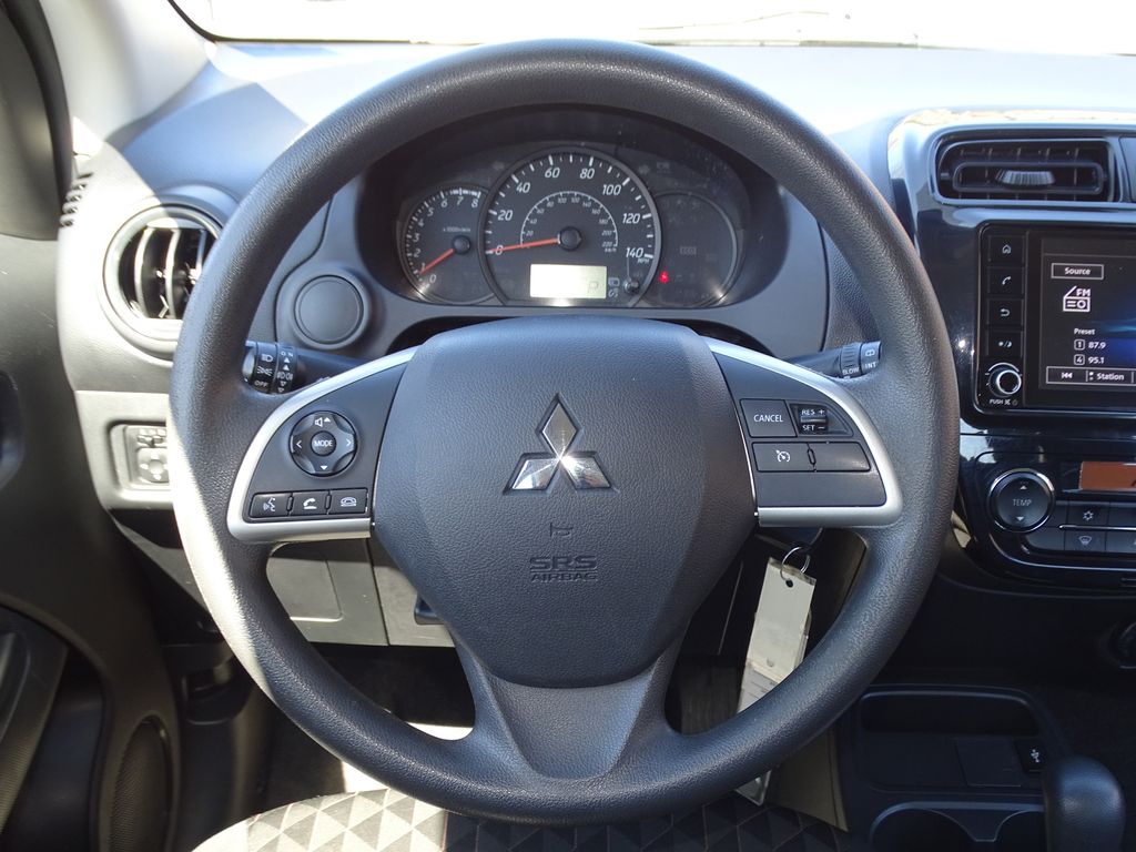 Vehicle image 18 of 32