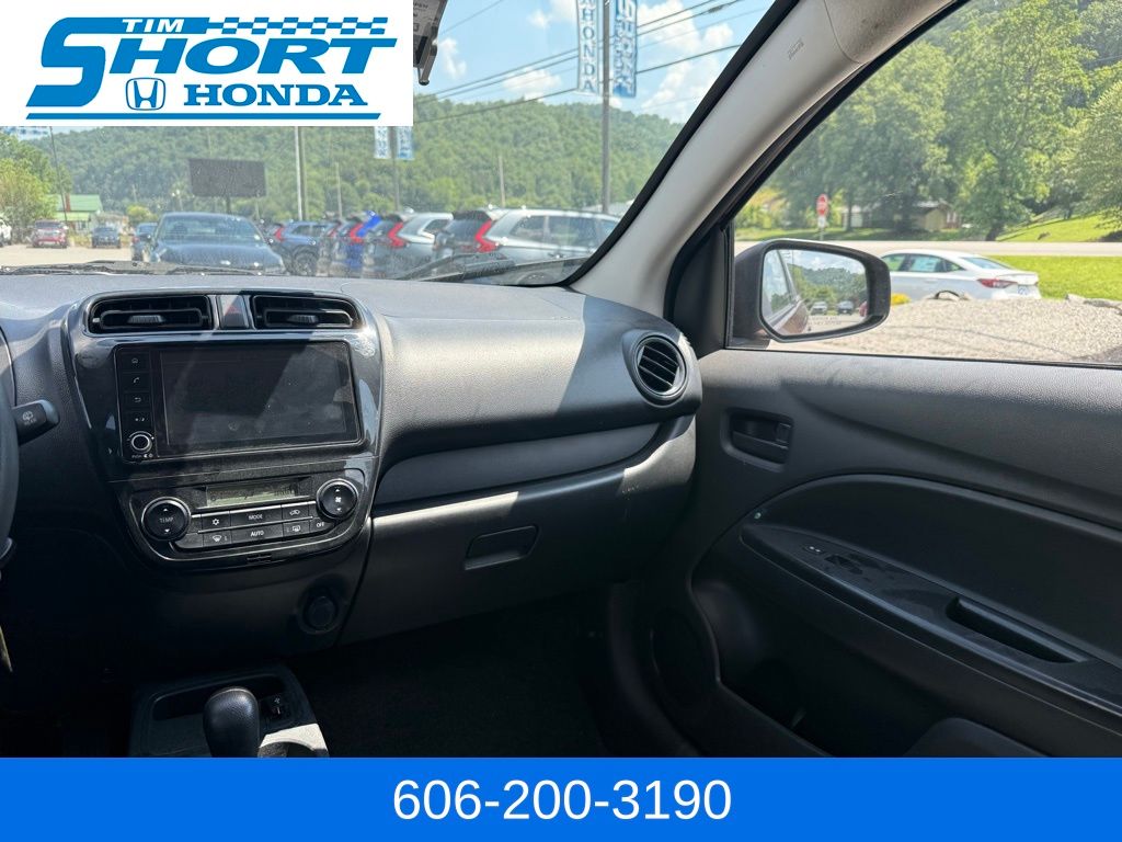 Vehicle image 11 of 13