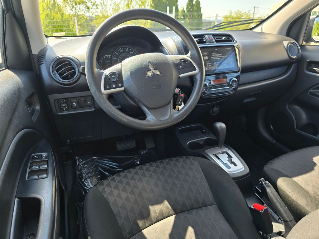 Vehicle image 22 of 30