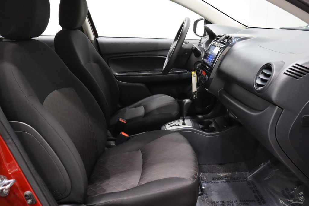 Vehicle image 11 of 34