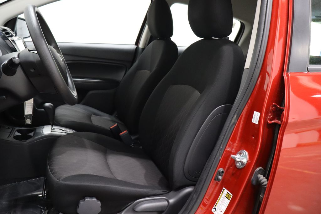 Vehicle image 8 of 34