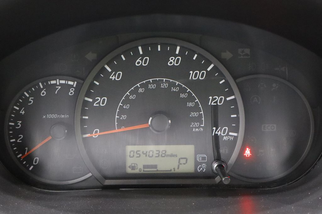 Vehicle image 20 of 34