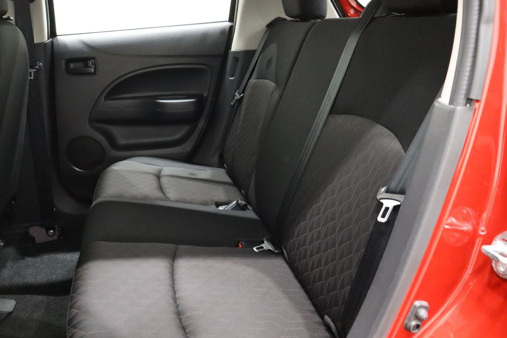 Vehicle image 9 of 34