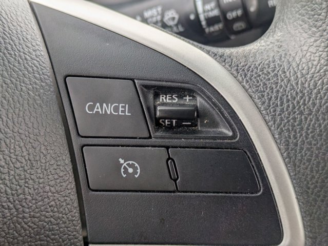 Vehicle image 18 of 34