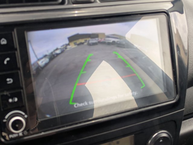 Vehicle image 23 of 34