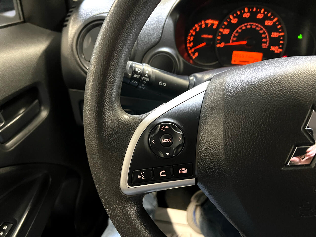 Vehicle image 22 of 23