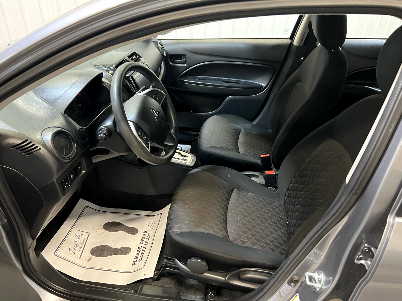 Vehicle image 9 of 23