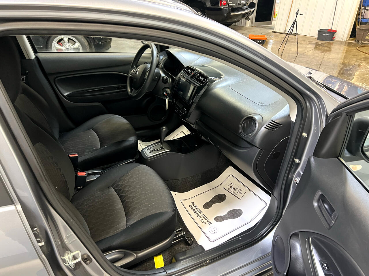 Vehicle image 13 of 23