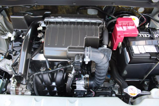 Vehicle image 29 of 32
