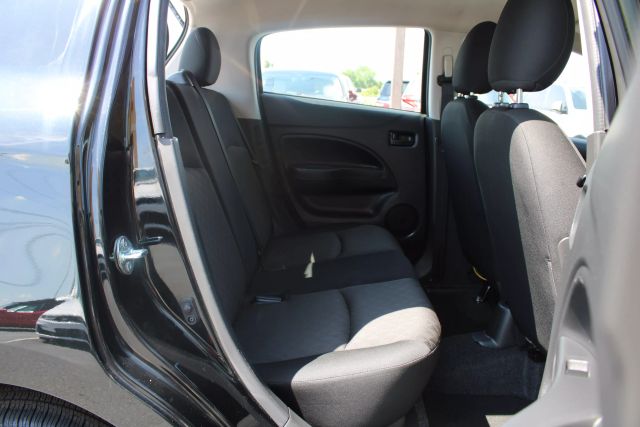 Vehicle image 22 of 32