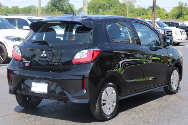 Vehicle image 4 of 32