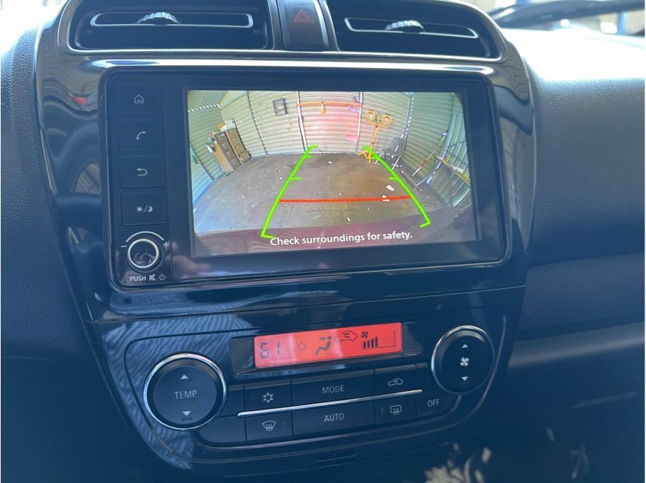 Vehicle image 23 of 25