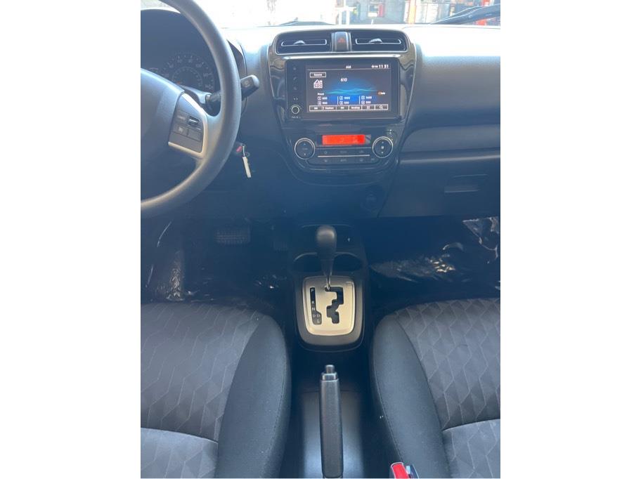Vehicle image 15 of 25
