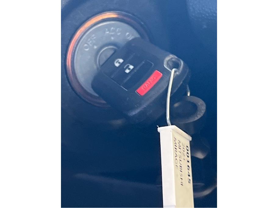 Vehicle image 19 of 25
