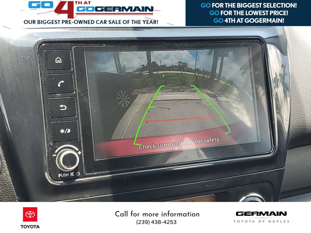 Vehicle image 11 of 35