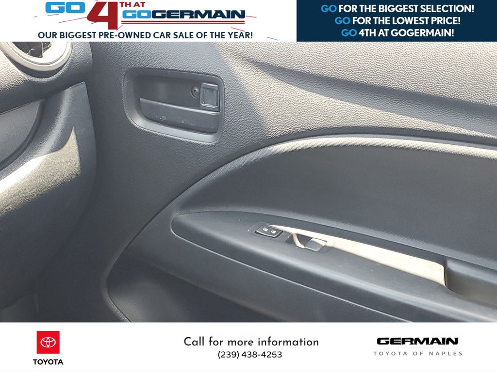 Vehicle image 15 of 35