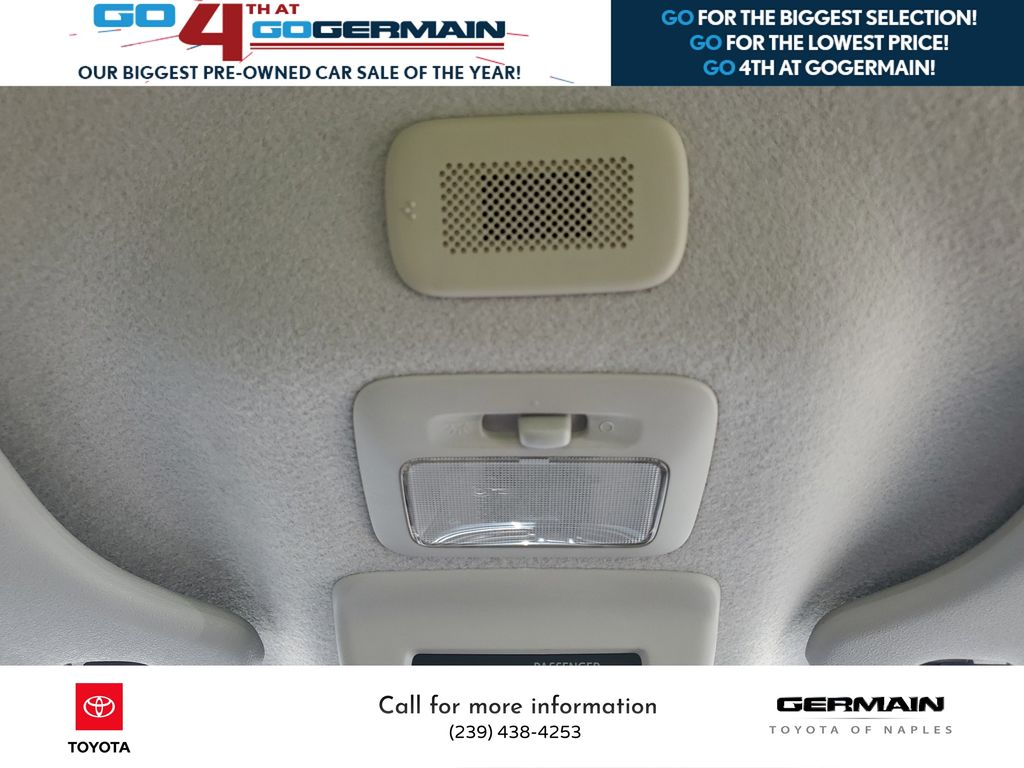Vehicle image 18 of 35