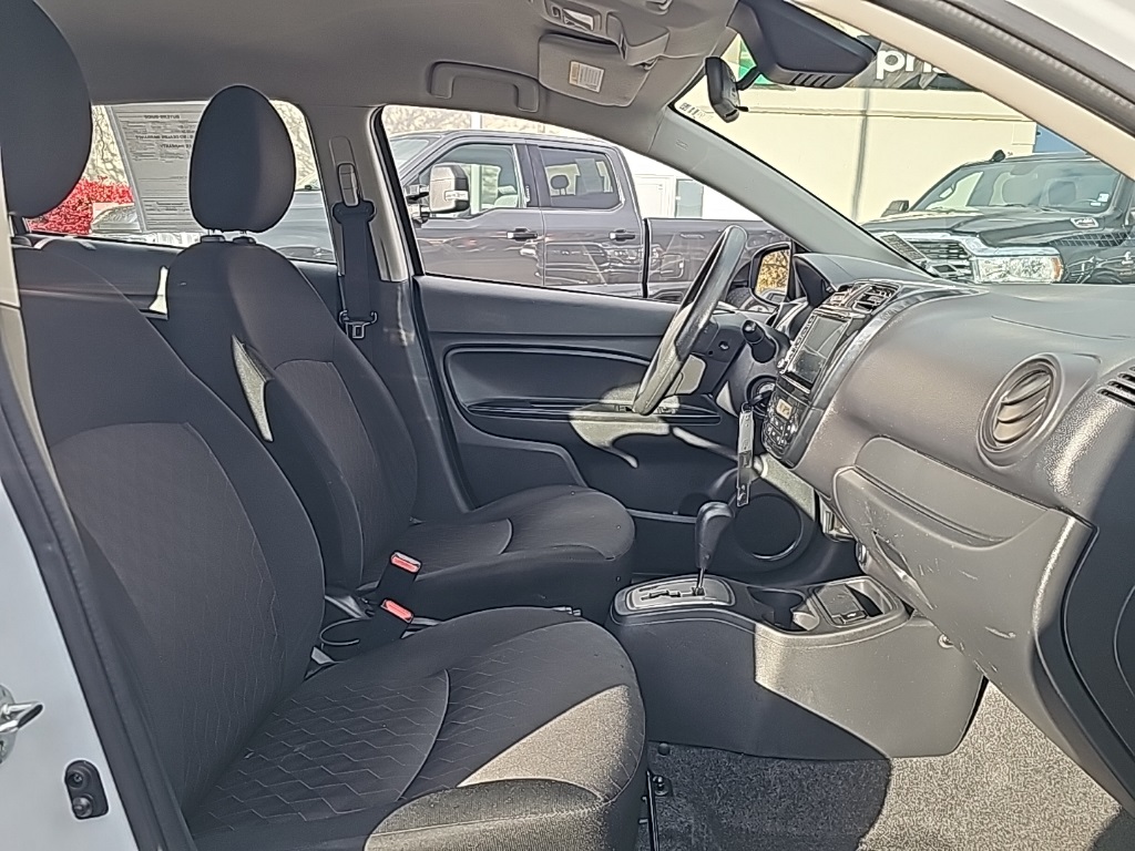 Vehicle image 27 of 35