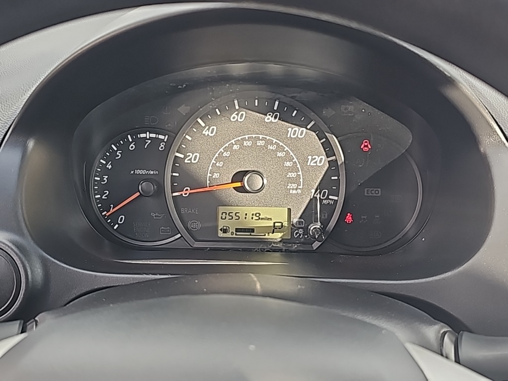Vehicle image 13 of 35