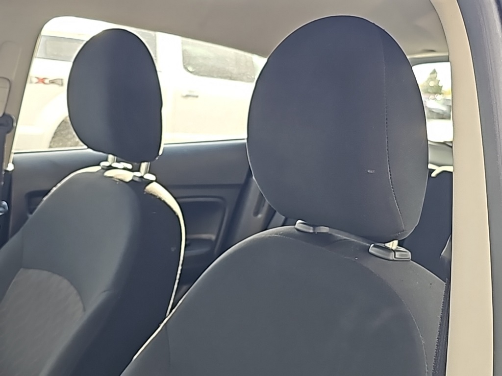 Vehicle image 12 of 35