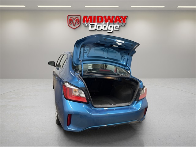 Vehicle image 6 of 24